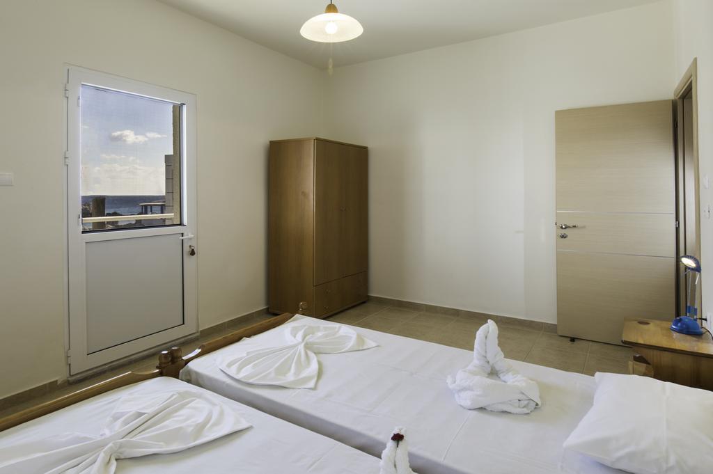 Georgias Apartments Haraki Bagian luar foto